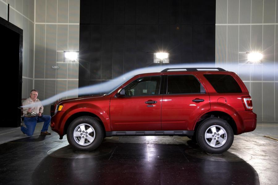  Ford Escape 2009 года  (фото 3 из 45)